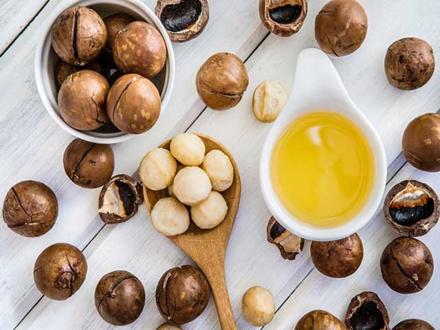 روغن ماکادمیا برای مو